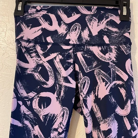 Lululemon cropped leggings - Picture 3 of 9